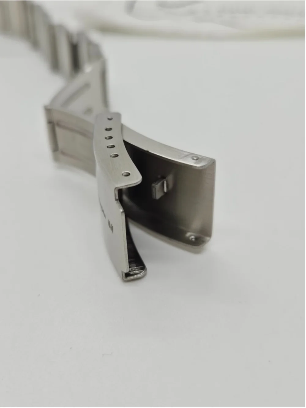 Maison Martin Margiela x H&M Re-Edition Open Clasp Watch Bracelet NEW w/ Box